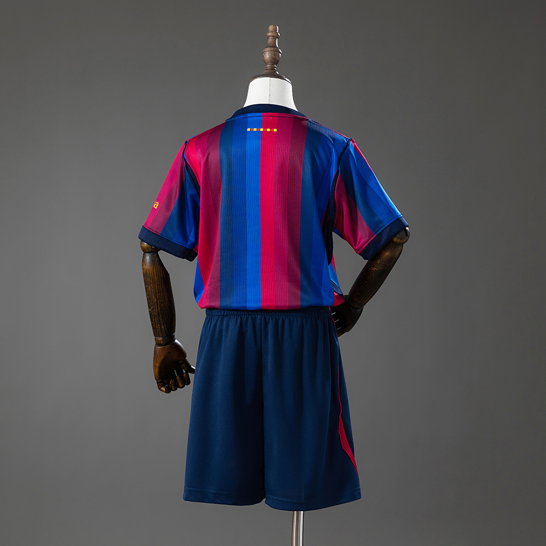 Barcelona 26/27 Home Kids Kit Jersey Size 16-28 3