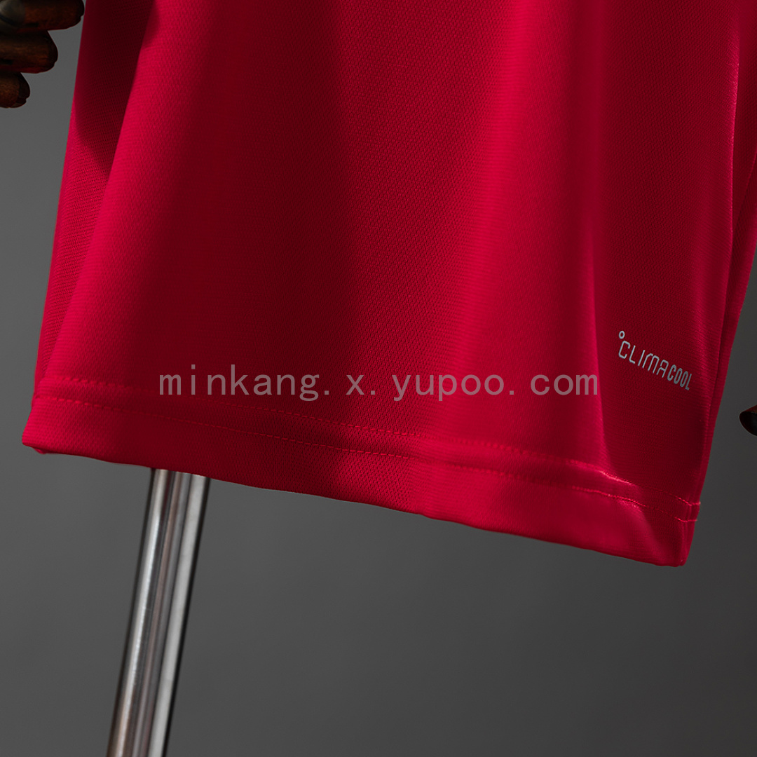 M-U 26/27 Home Kids Kit Jersey Size 16-28 13