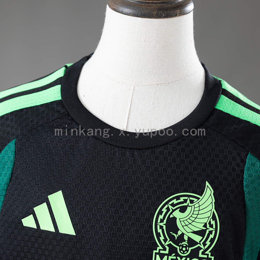 Mexico 2026 Player Version Training Kids Kit Jersey - Black Size 16-28 8