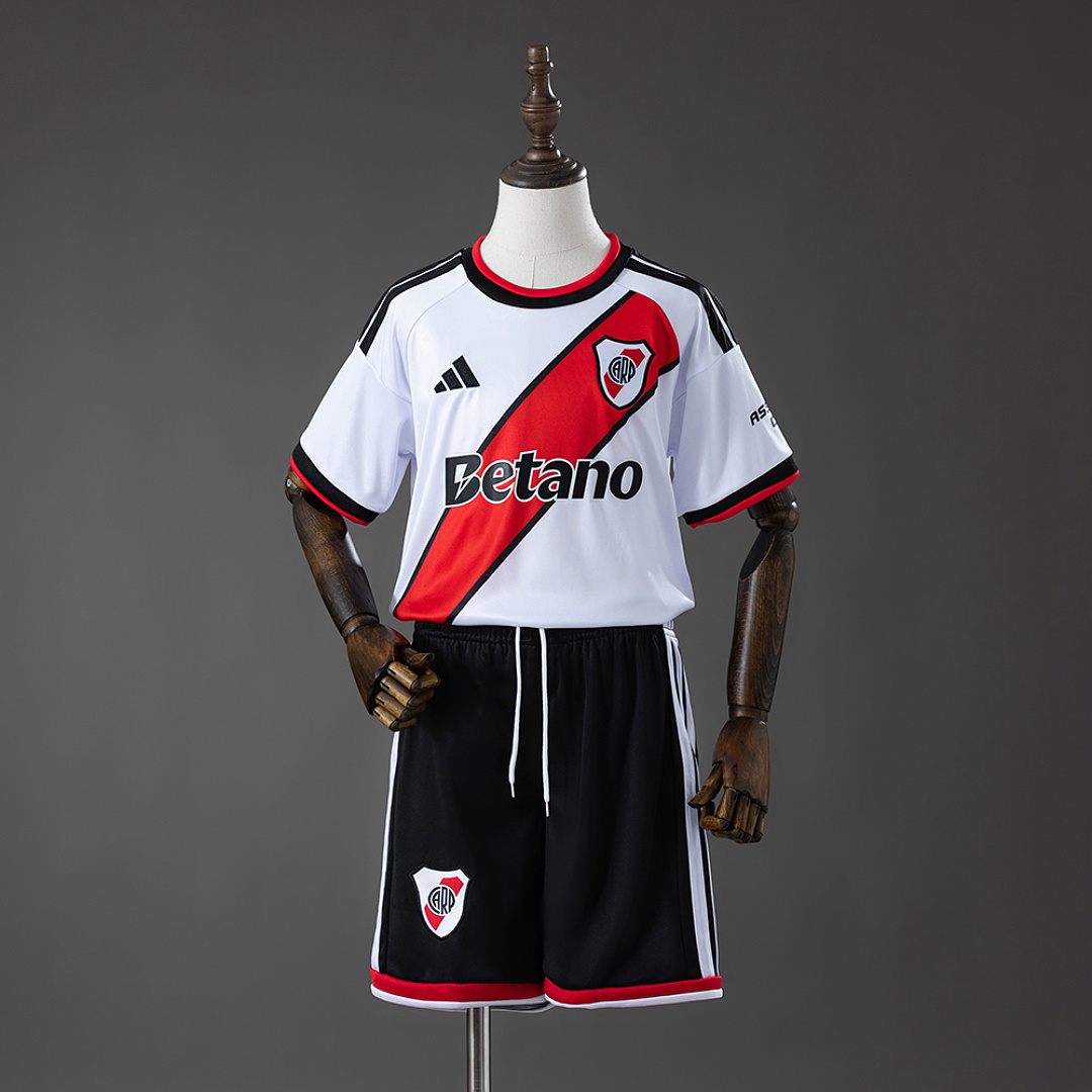 River Plate 26/27 Home Kids Kit Jersey Size：16-28 3