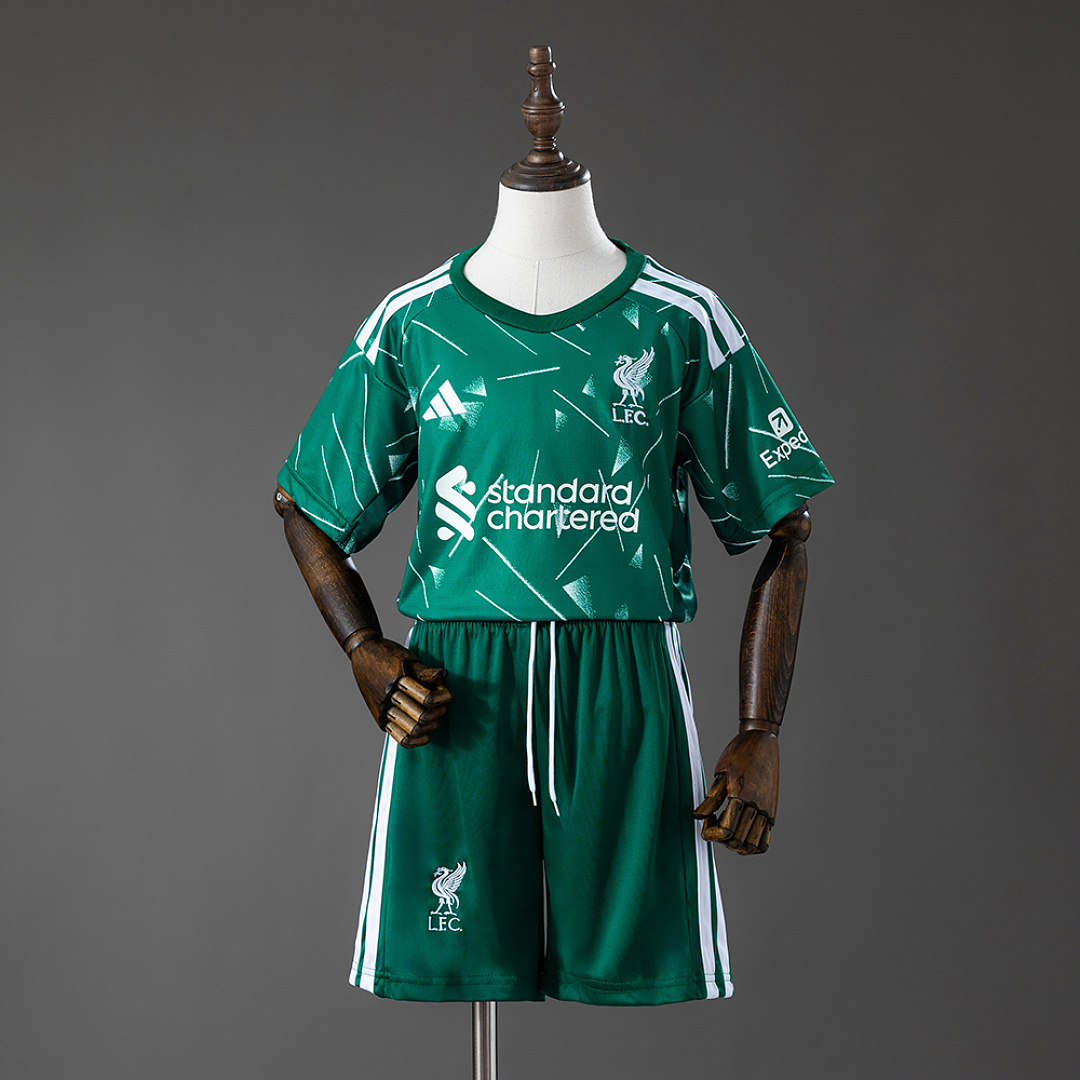 LFC 26/27 Kids Kit Jersey Size:16-28