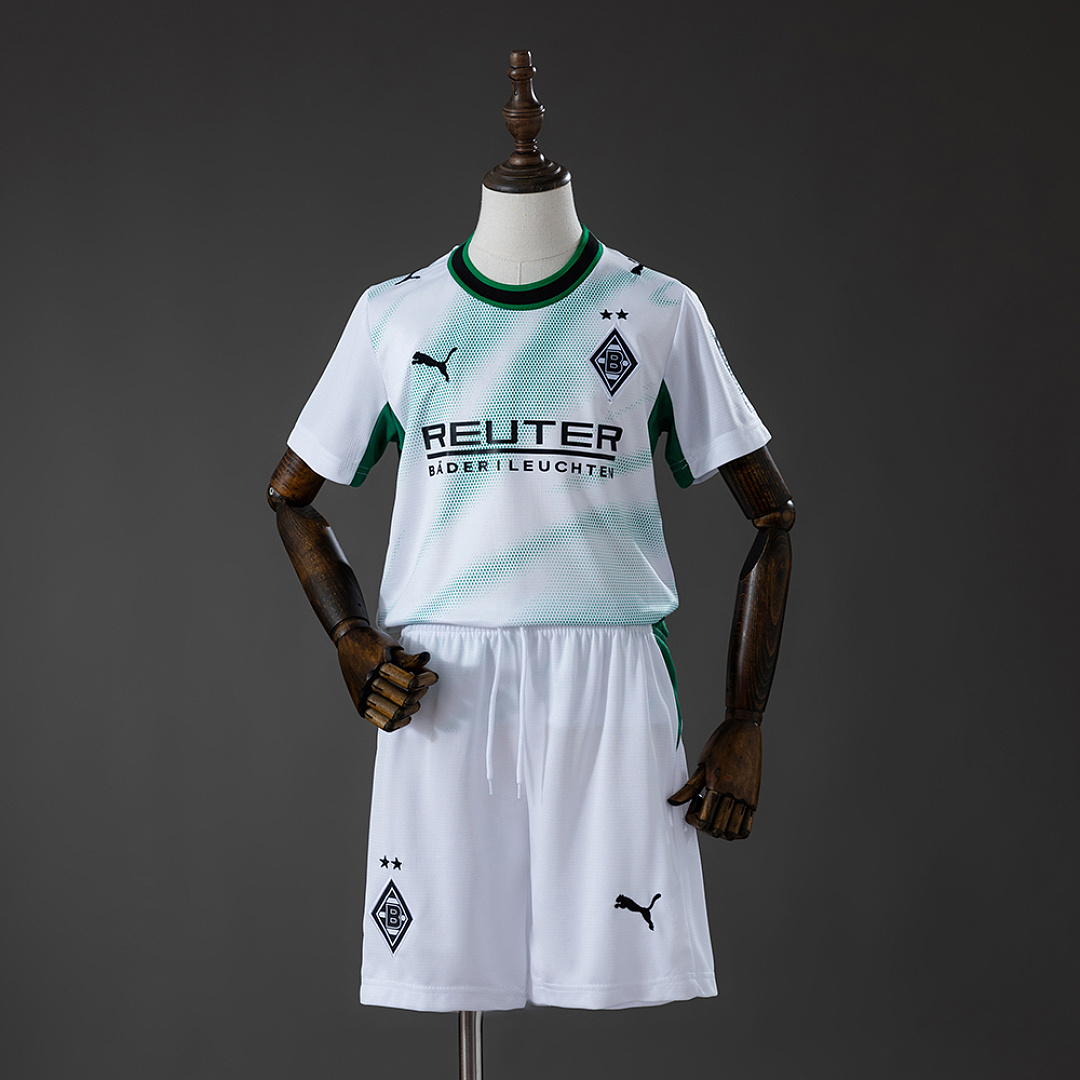 Borussia Monchengladbach 26/27 Home Kids Kit Jersey Size 16-28 3