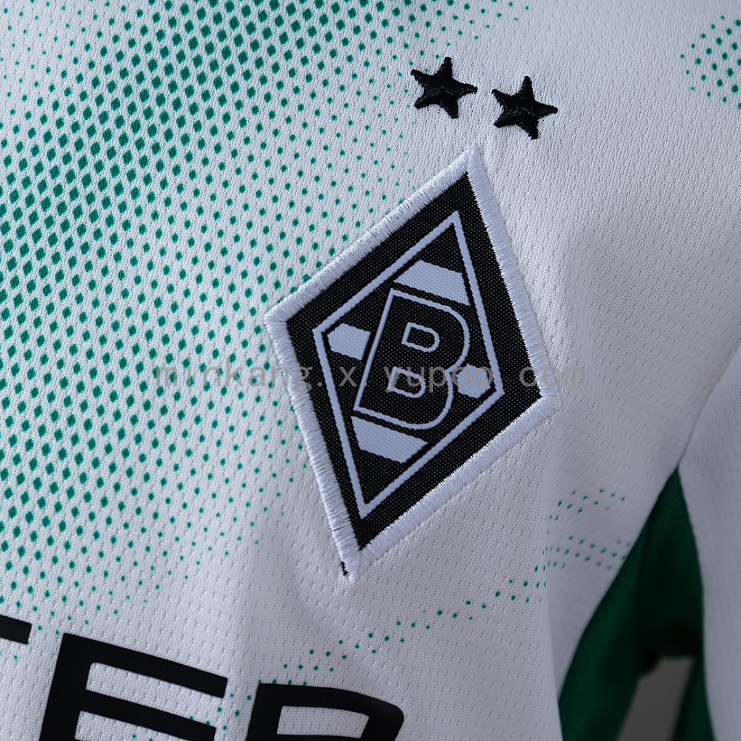 Borussia Monchengladbach 26/27 Home Kids Kit Jersey Size 16-28 7