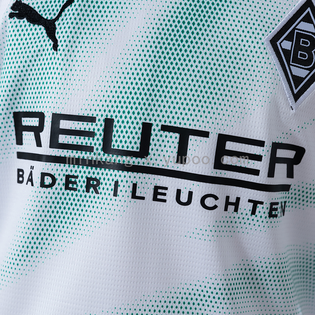Borussia Monchengladbach 26/27 Home Kids Kit Jersey Size 16-28 8