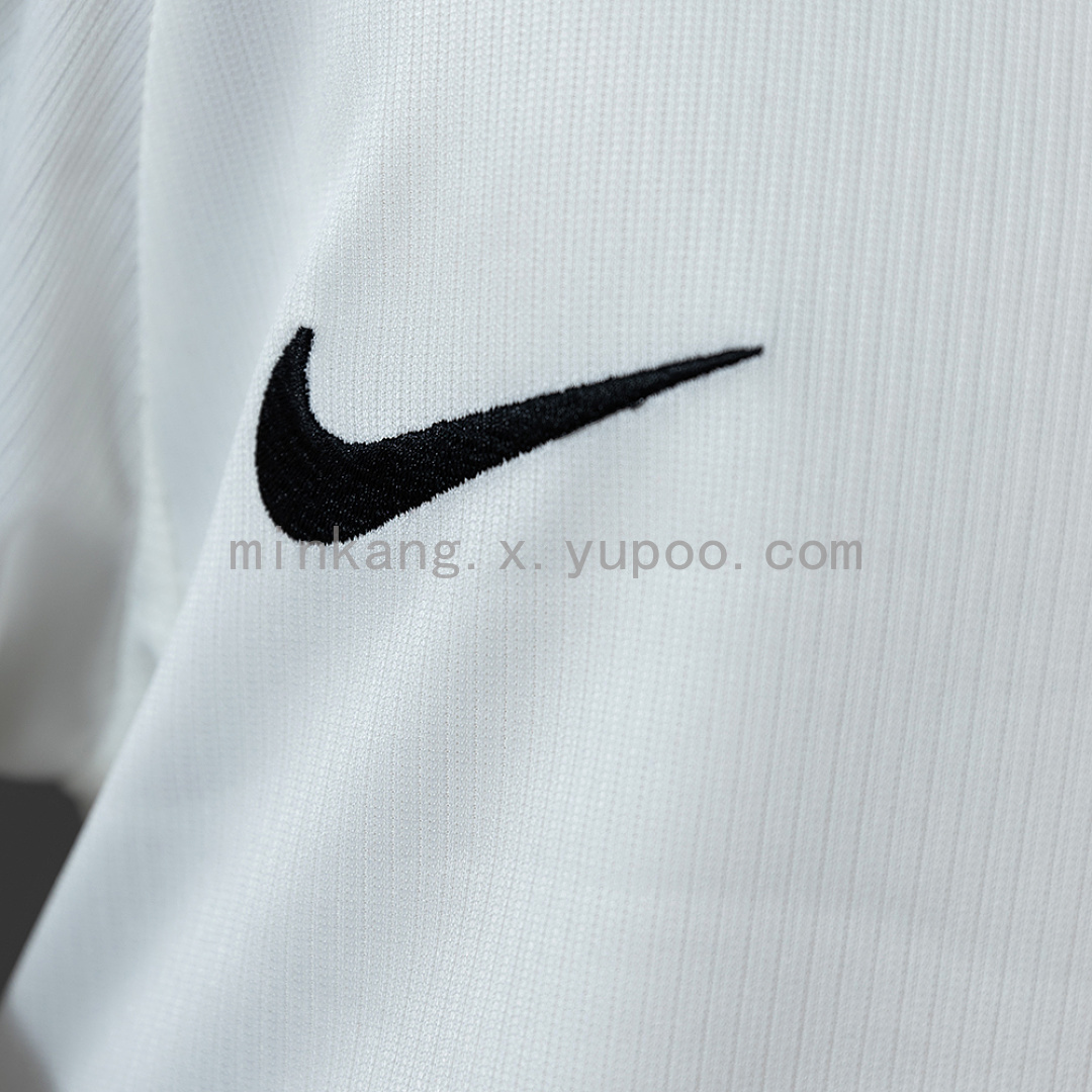 Corinthians 26/27 Home Kids Kit Jersey Size 16-28 11