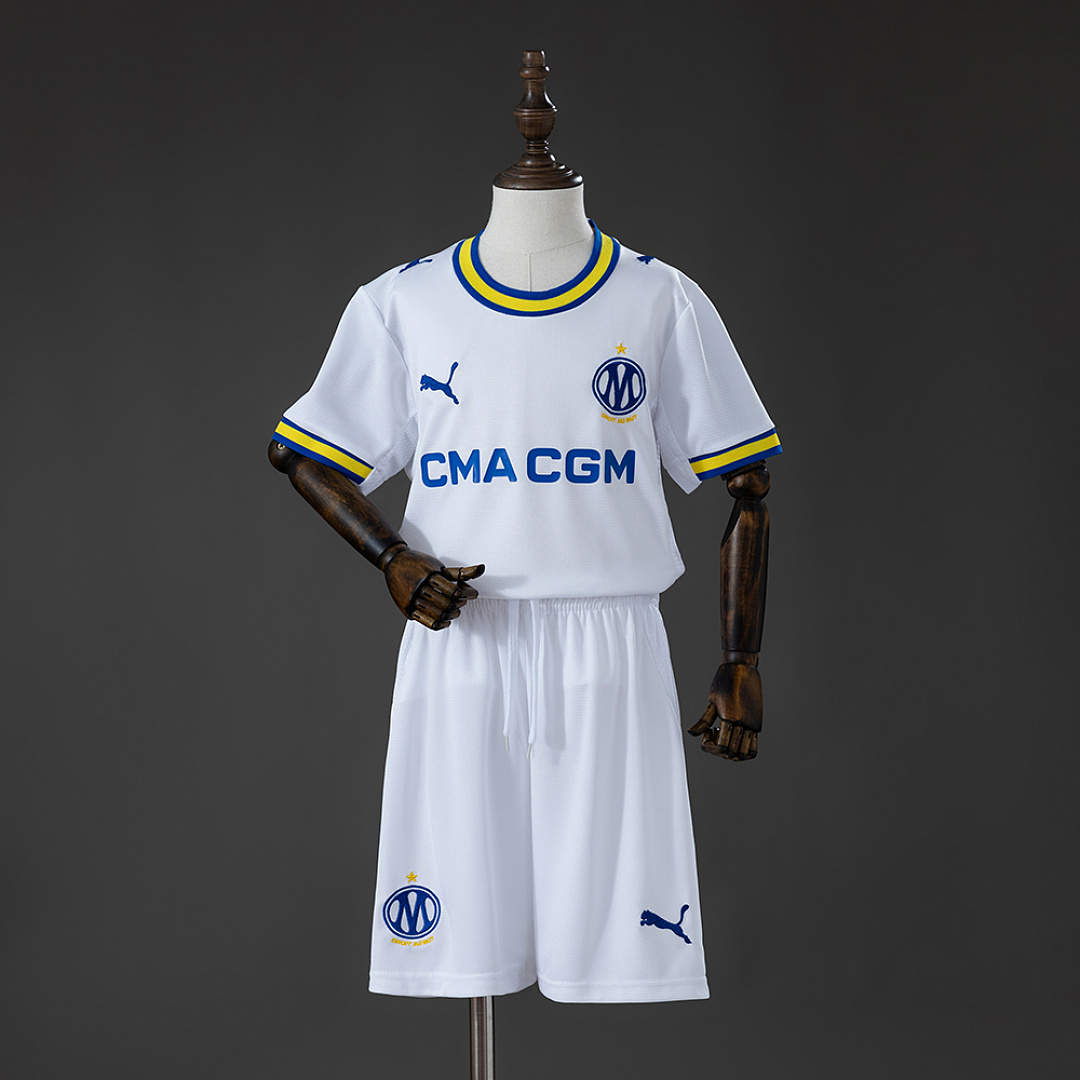 Olympique de Marseille 26/27 Home Kids Kit Jersey Size: 16-28 3