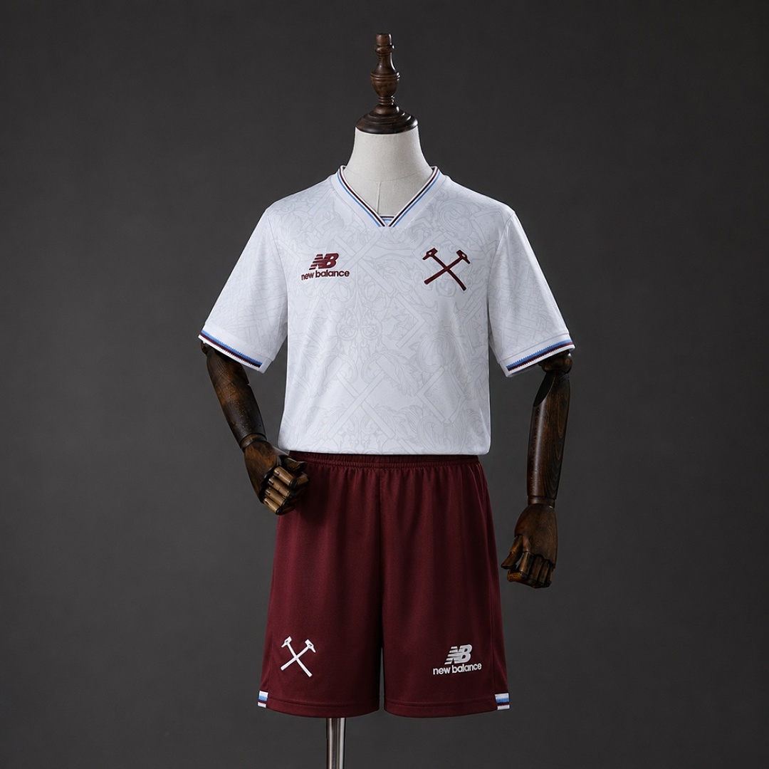 West Ham United 26/27 Away Kids kit Size 16-28 3