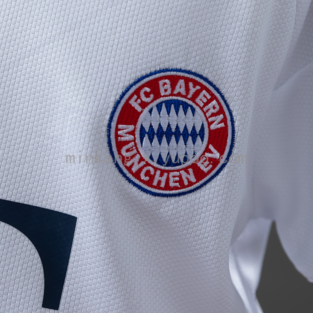 Bayern Munich 26/27 Away Kids Kit Jersey Size：16-28 8