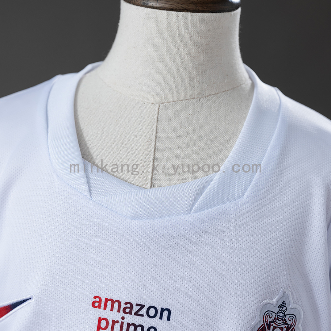 Chivas de Guadalajara 26/27 Away Kids Kit Size 16-28 12