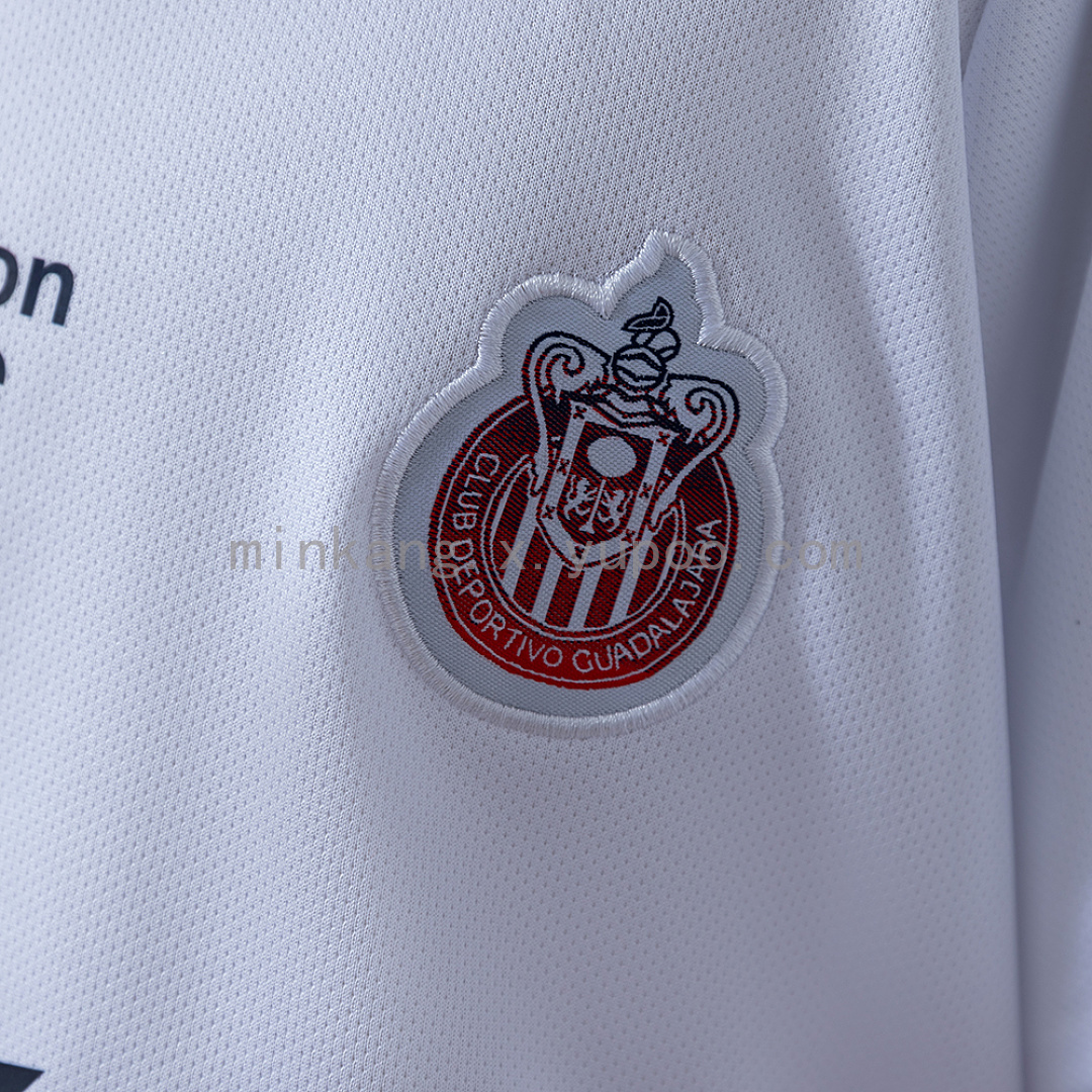 Chivas de Guadalajara 26/27 Away Kids Kit Size 16-28 9