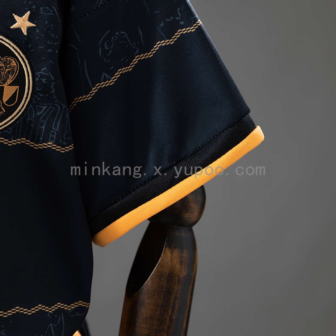 Ajax 26/27 Away Kids kit Size 16-28 8