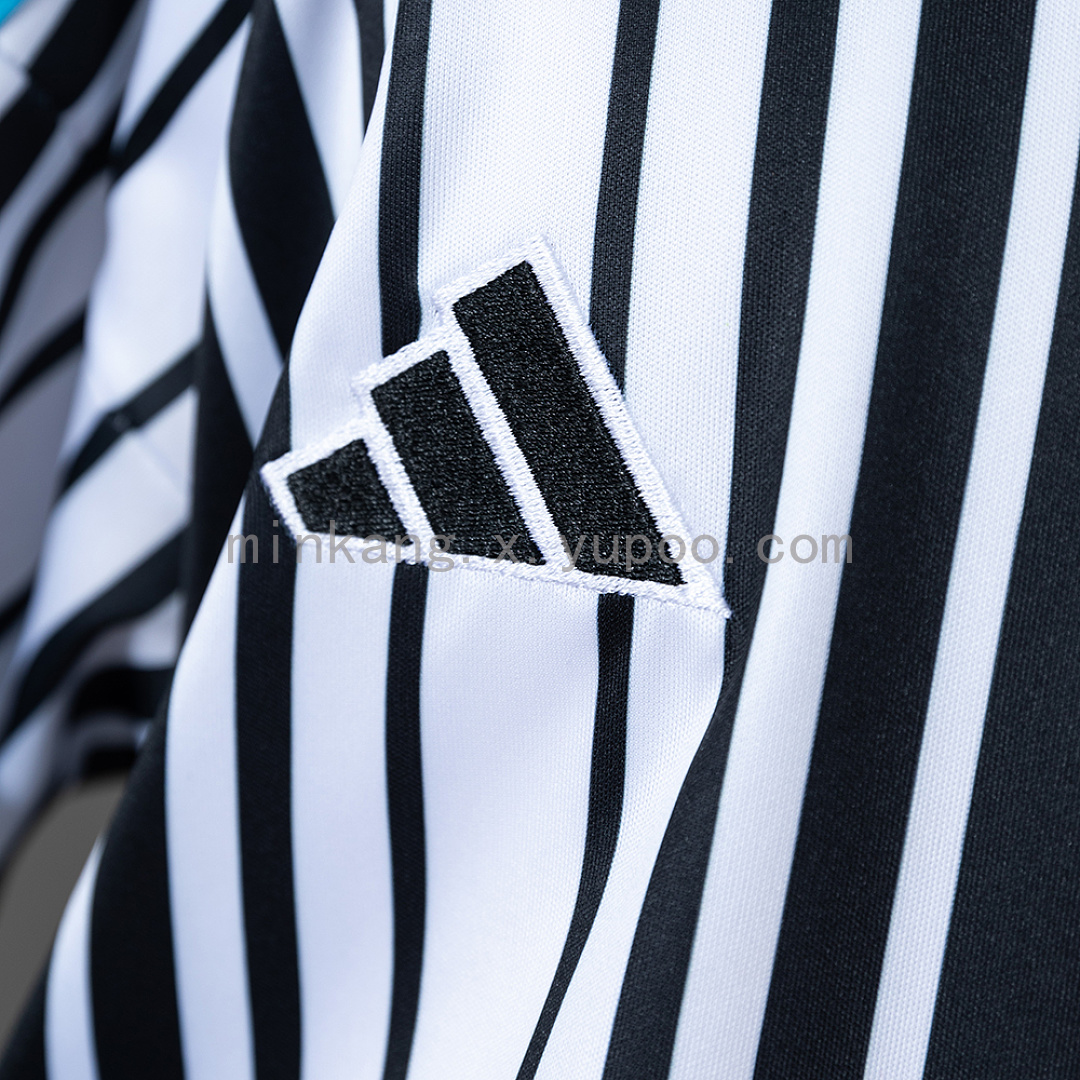 Newcastle United 26/27 Home Kids kit Size 16-28 10