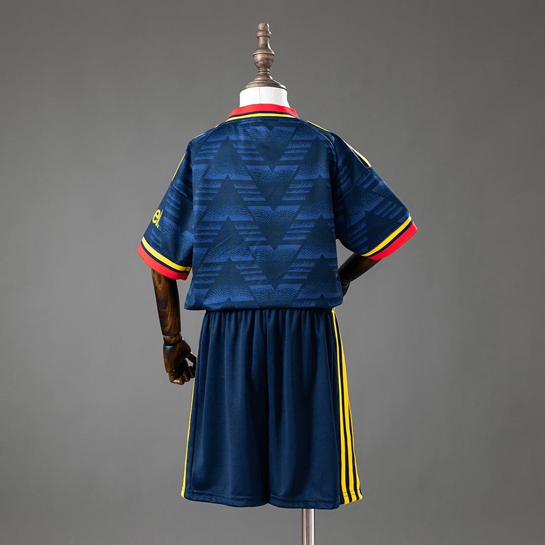 Arsenal 26/27 Away Kids Kit Jersey Size 16-28 2
