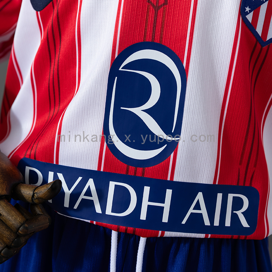 Atletico Madrid 26/27 Home kids kit Jersey SIZE 16-28 12
