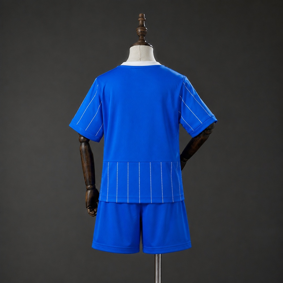 Brighton & Hove Albion 26/27 Home Kids Kit Size 16-28 2