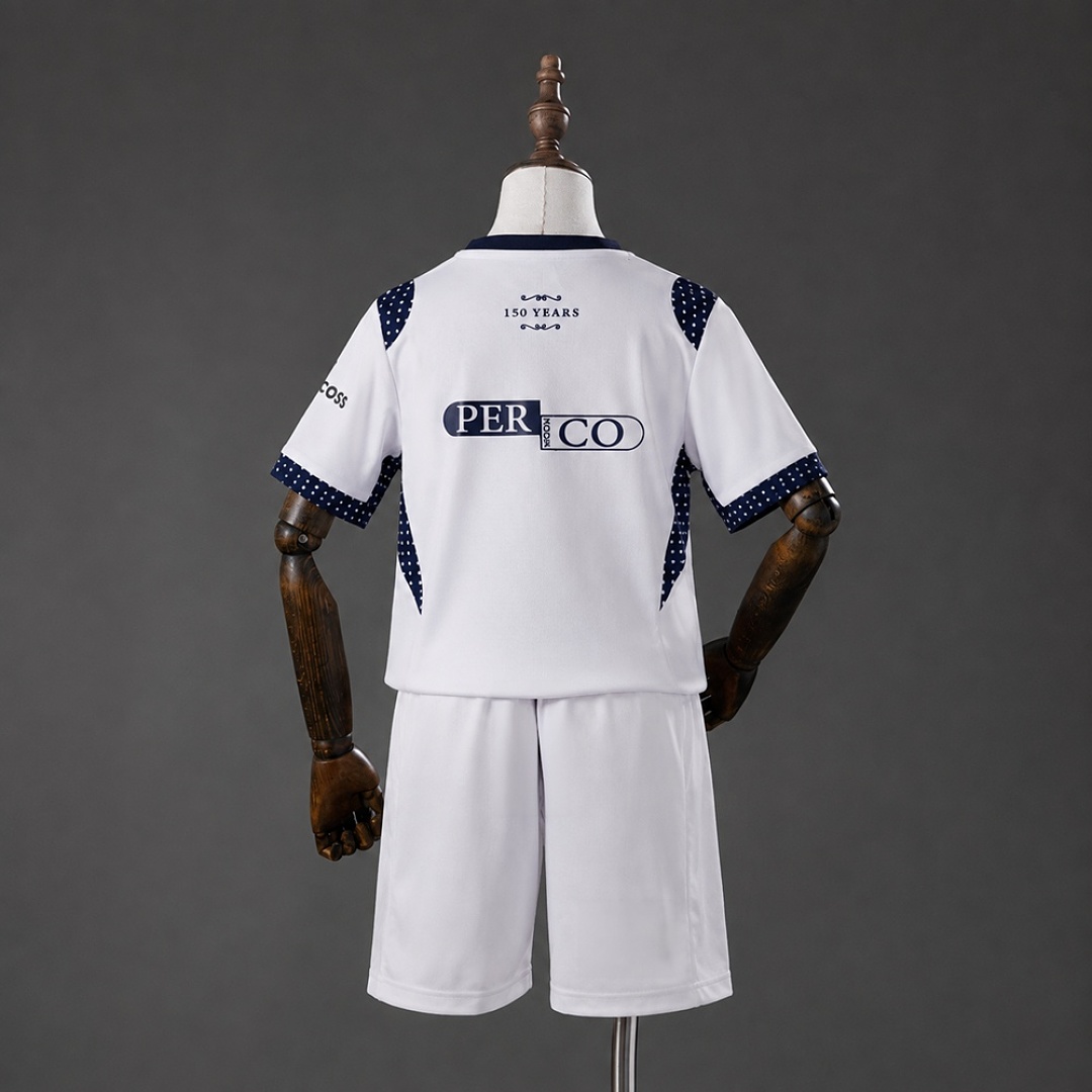 Middlesbrough 26/27 Aawy Kids Kit Size 16-28 2