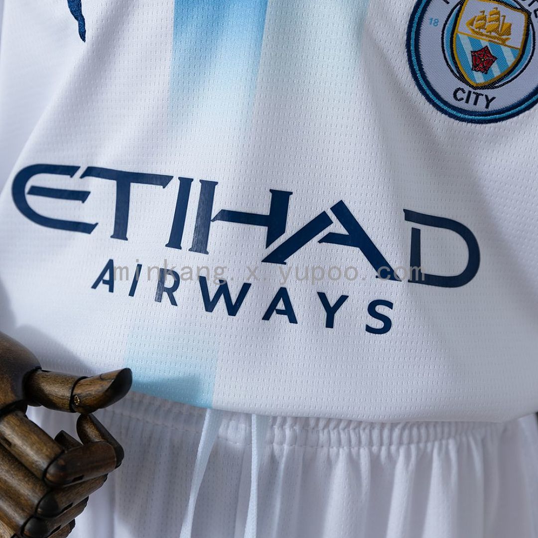 Manchester City 26/27 Third Kids Kit Size 16-28 8