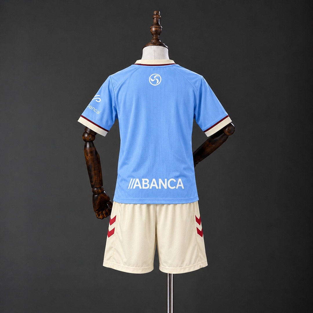 Celta De Vigo 26/27 Home Kids Kit Size 16-28 2