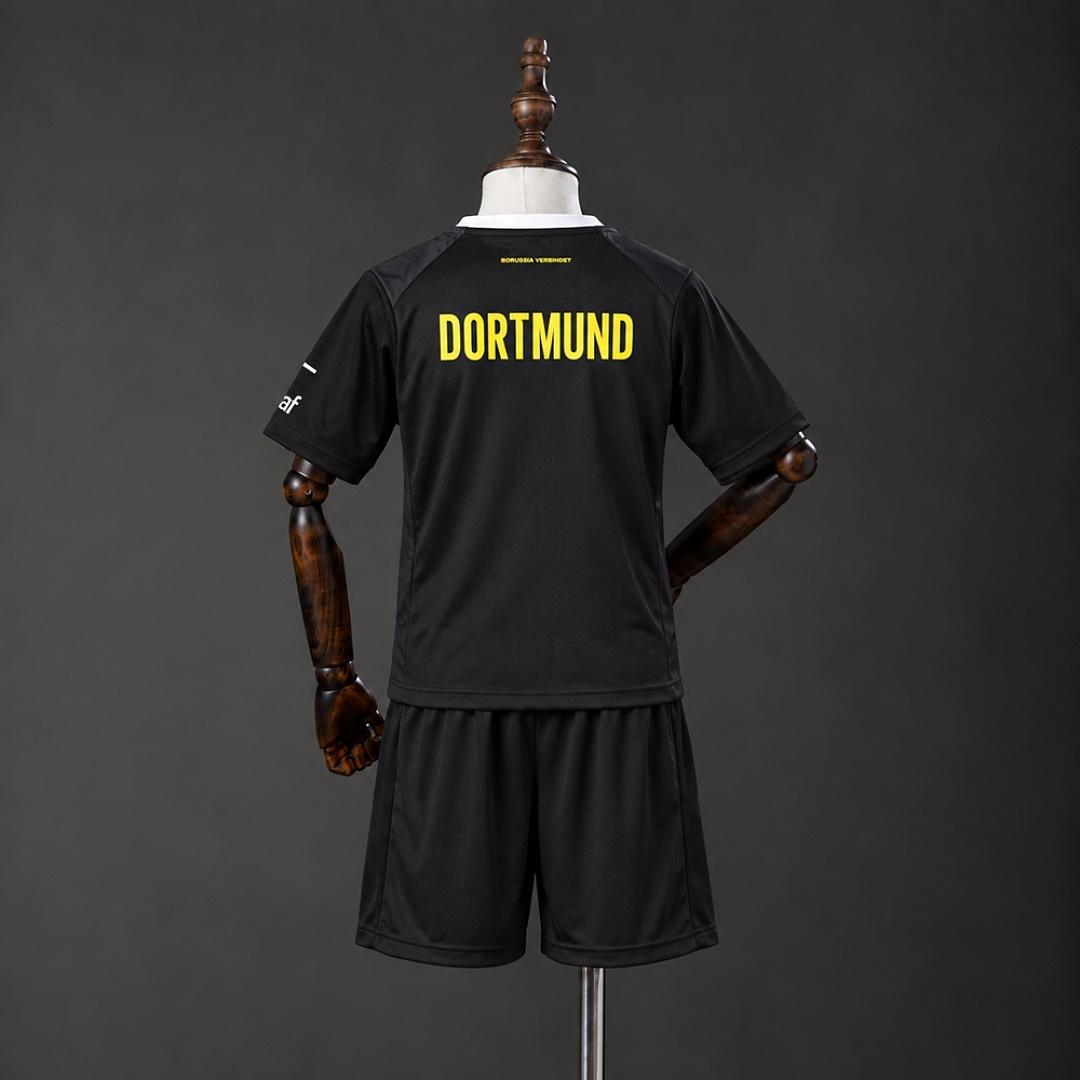 Borussia Dortmund 26/27 Away Kids Kit Size 16-28 2