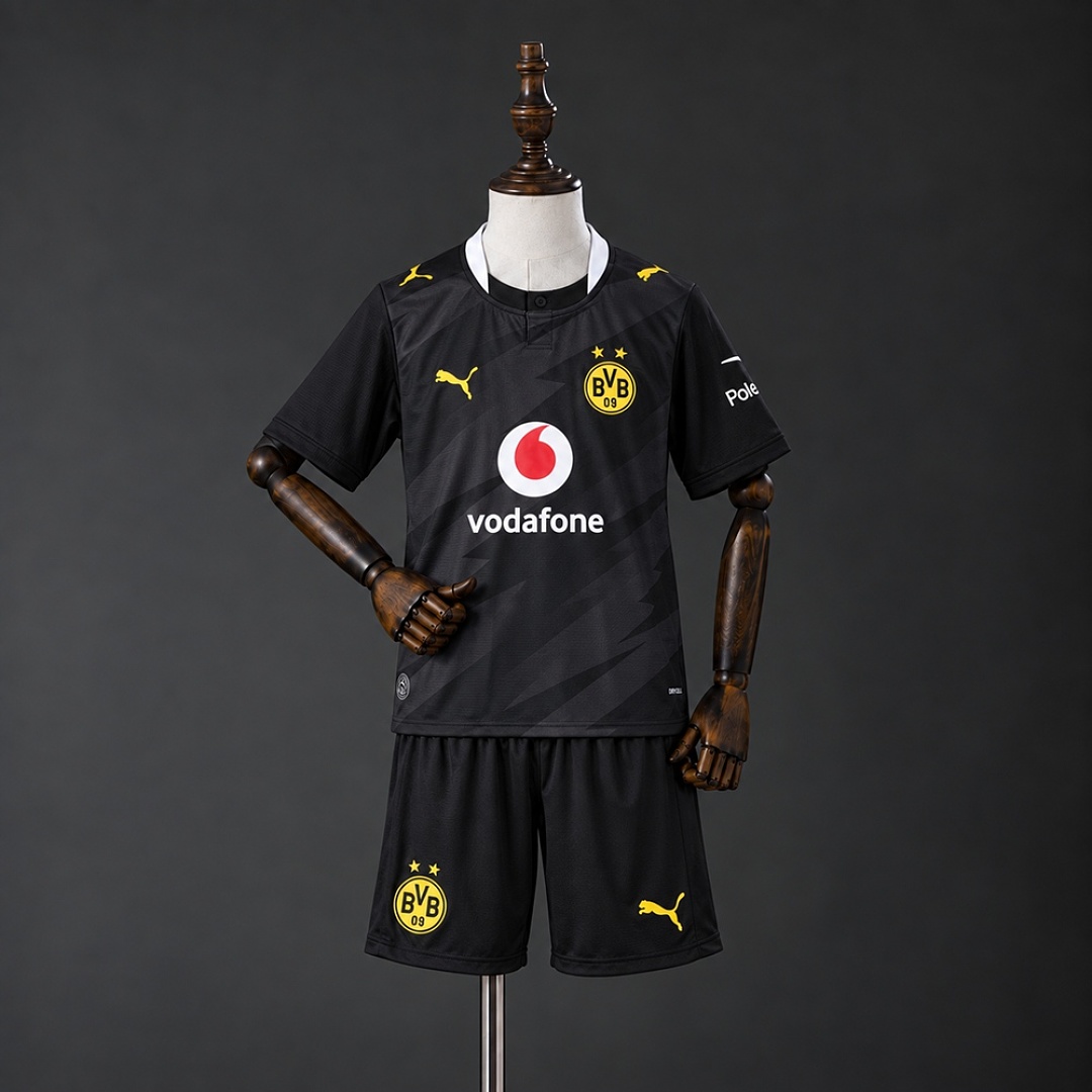 Borussia Dortmund 26/27 Away Kids Kit Size 16-28