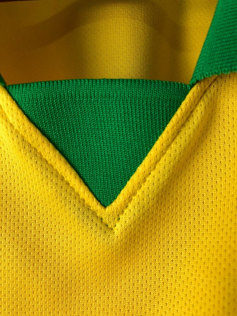 19-20 Brazil home Made in Indonesia 1:1 3