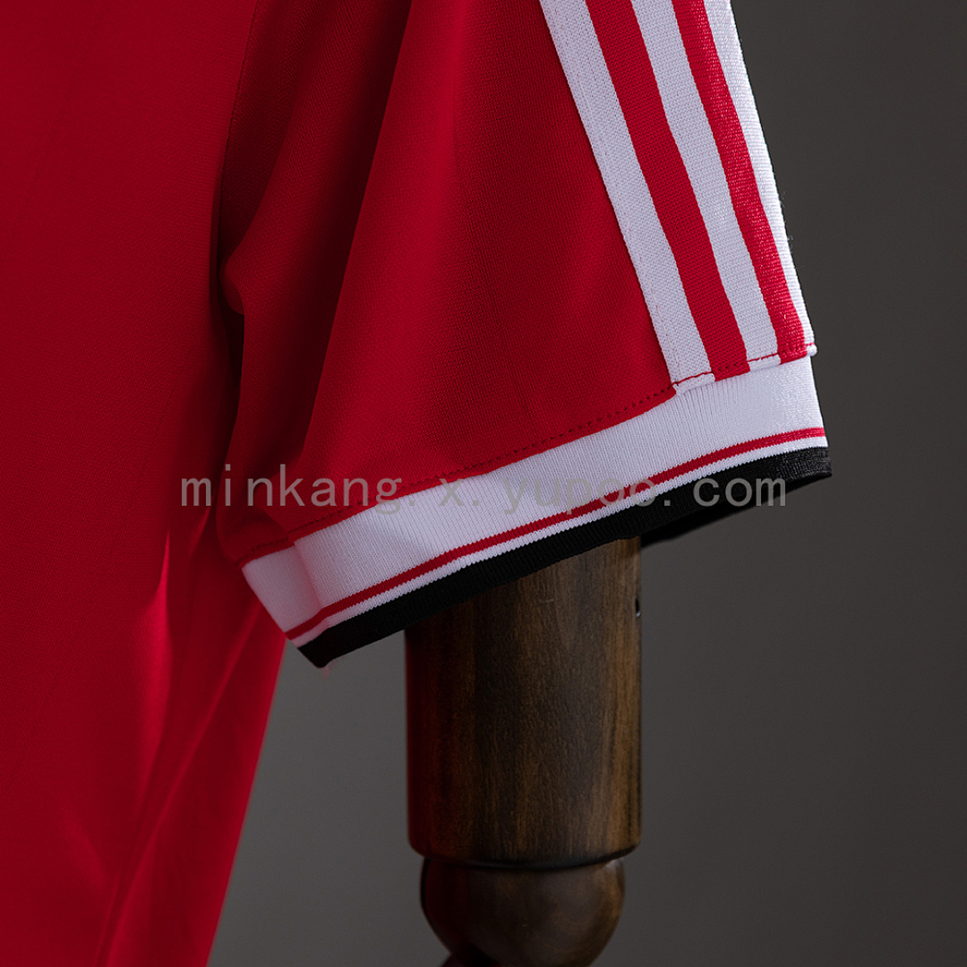 Retro 83/84 M-U home S-XXL 2