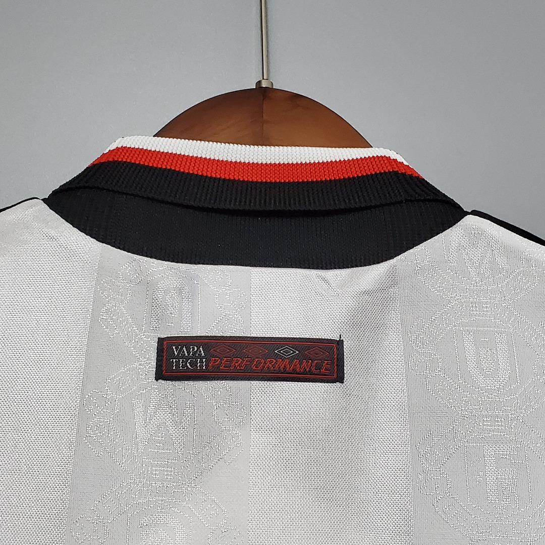 Retro 97/98 M-U away S-XXL 4